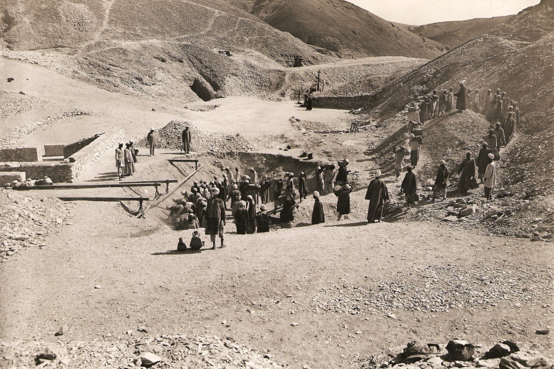 1939 valley of the kings etienne droitron dig area before rest house was built 