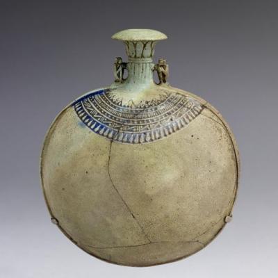 Motifs babouin et cou de lotus c. 700-600 BCE Musée d'art Walters. 48,419