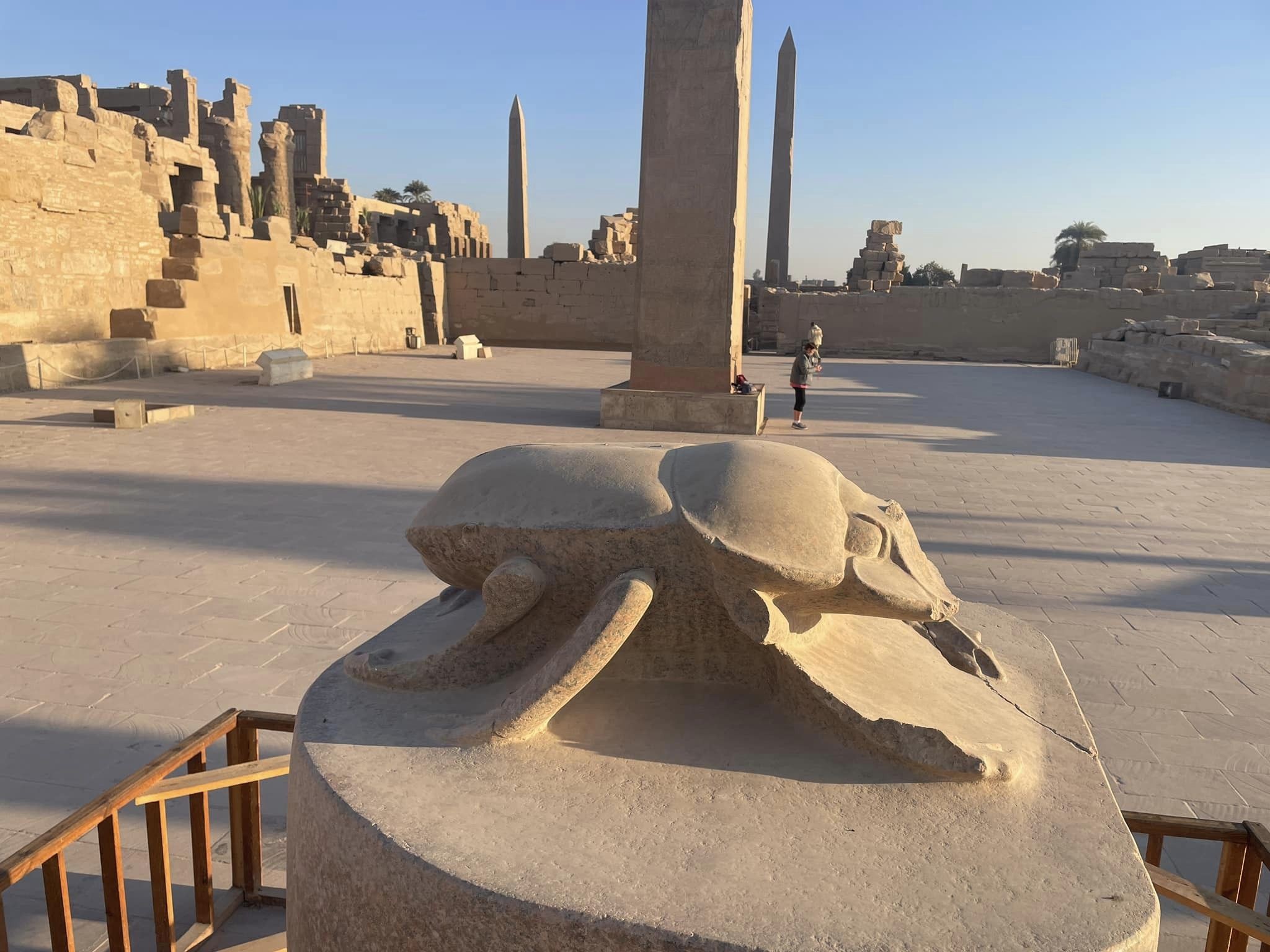 KARNAK .du scarabée d’Amenhotep III.