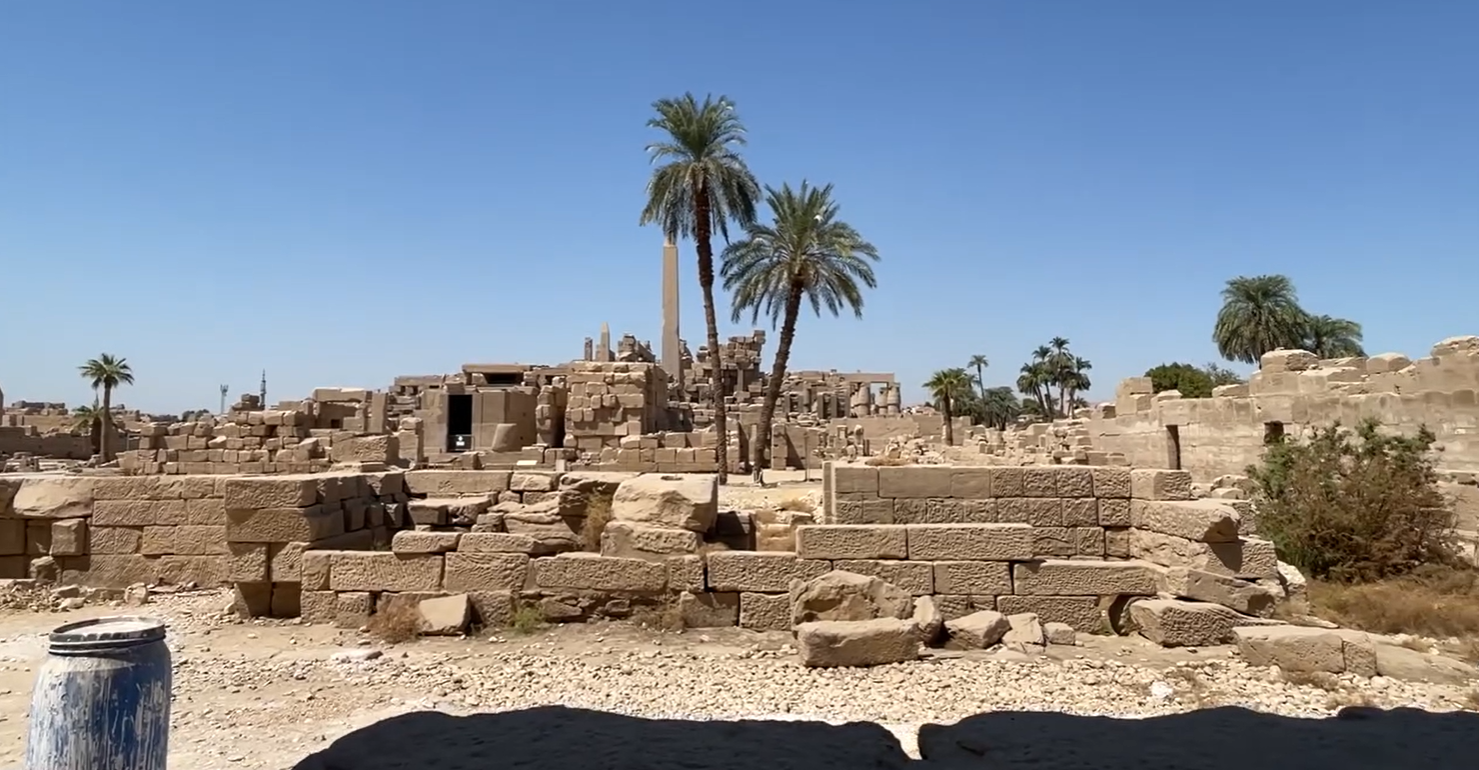 L akhmenou de thoutmosis iii 
