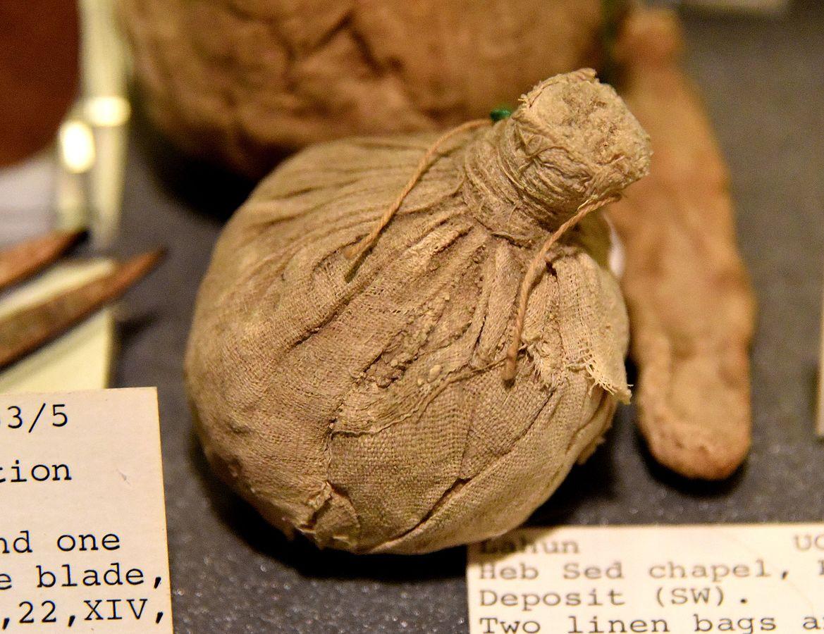 A bag of white linen unopened contains rolls of linen only foundation deposit heb sed chapel at lahun fayum egypt 12th dynasty the petrie museum of egyptian archaeology london