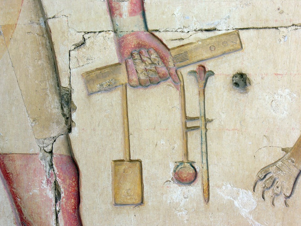 L ensemble represente le hieroglyphe du mot scribe