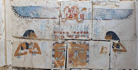 Les deesses neith et nout protegent l une des urnes funeraires du pharaon senebkay jennifer wegner penn museum