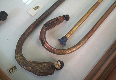 The walking stick of tutankhamun23